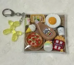 ガチャ詰めポーチ