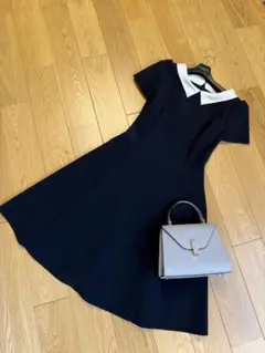 極美品　FOXEY NEW YORK ワンピース 38 ネイビー 襟取り外し可のサムネイル