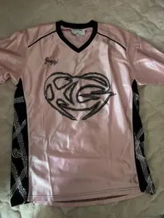 XG × YUEQI QI Football Oversized Teeタグあり