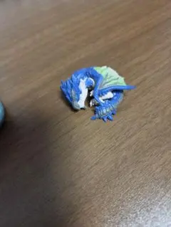 リオレウス亜種　フィギュア