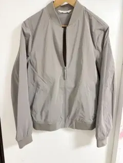 ZARA グレー ジャンパー Mサイズ