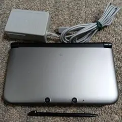 ☆動作良好☆ Nintendo 3DSLL シルバー×ブラック ☆動作良好☆
