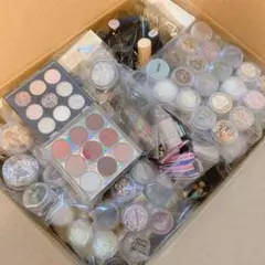 Stila スティラ等111点 アイシャドウ リップグレイズ まとめ売り