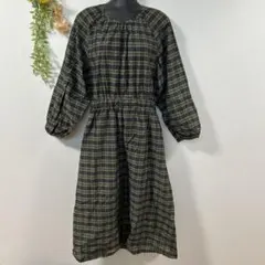 【c2784】⭐️H&M ロングワンピース 薄手　チェック柄　カーキ　レディース