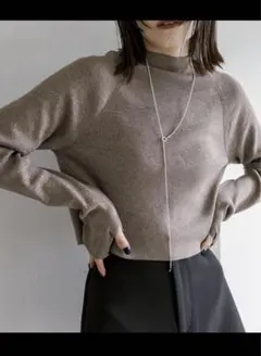 mysticのラメハイネックニット