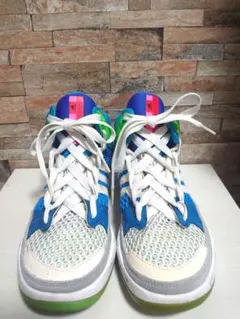 【adidas】爽やかカラー×軽量メッシュスニーカー（24.5cm）