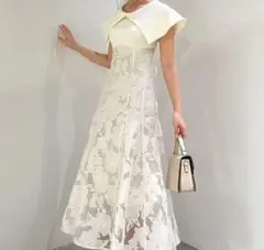 【最終値下げ】dazzlin オパールフラワーコルセットワンピース オフホワイト