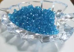 4㎜ クリアブルー 多面カットビーズ 30g