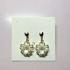『どれでも2点で450円』M265 花とハート　ピアス