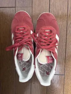 adidas GAZELLE スニーカー レッド 25.5cmのサムネイル