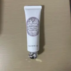 JILL STUART Hand Cream White Floral 30ml