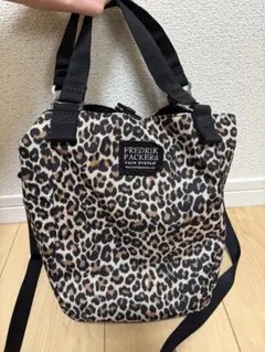 FREDRIK PACKERS ヒョウ柄ショルダーバッグ