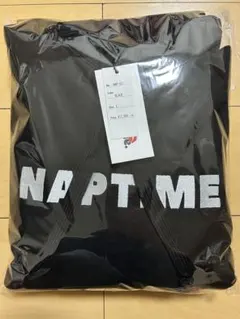 naptime パーカー