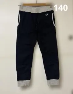 140サイズ　黒×グレー　ボトムス　チャンピオン