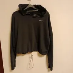 Nike ブラック フード付き クロップドパーカー M