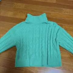 GU グリーンニット