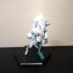 モンスターハンター　キリン　フィギュア