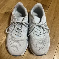New Balance 860 ランニングシューズ 24.0センチ　ライトグレー