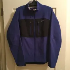 Patagonia ベトナム製　中古　ダメージのサムネイル