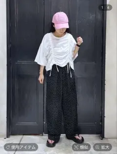新品 タグ付きniko and⋯フロントシャーリングフレアTシャツ　オフホワイト