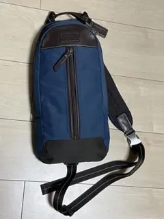 コーチ ヴァリックナイロン スリング ワンショルダー/ボディバッグ F70692