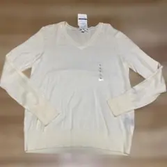 新品ユニクロ　エクストラファインメリノVネックセーター（長袖）Lホワイト