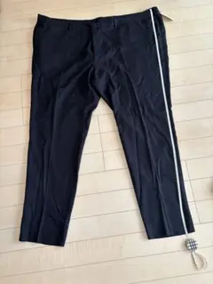 お値下げ中です‼︎新品未使用　luna pienaブラック スラックス W150