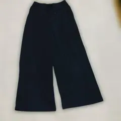 GU ブラック プリーツワイドパンツ