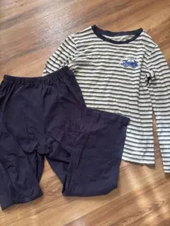 140 長袖パジャマ　長ズボン　薄手　車　コットン