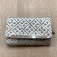 TOMMY HILFIGER シルバー三つ折り財布