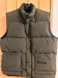 CANADA GOOSE ダウンベスト Mサイズ オリーブ