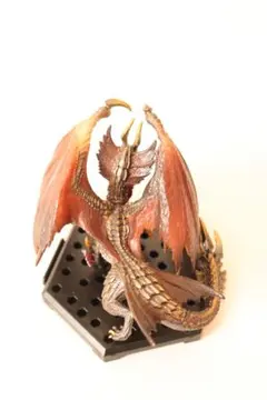モンハンスタンダードモデル　メルゼナ　スタンド付きフィギュア