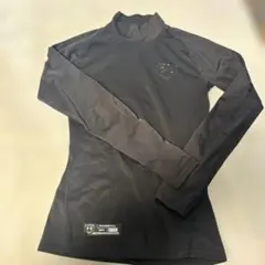 Under Armour ブラック アンダーシャツ 長袖 2枚
