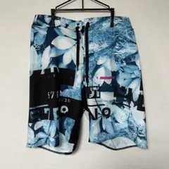 リーボック Reebok ワンシリーズ グラフィック ハーフ パンツ 水着のサムネイル