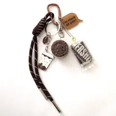 じゃらじゃらキーホルダー　バッグチャーム　キーチャーム　パラコード