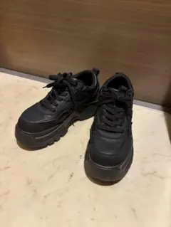 ZARA ブラック 厚底スニーカー★