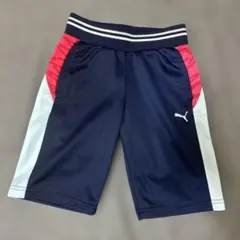 pumaのショートパンツ