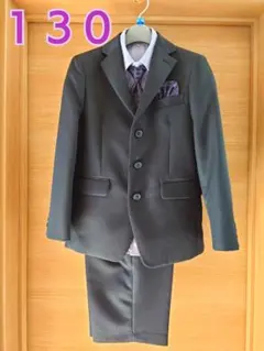 ★美品★フォーマルスーツ 130サイズ 黒 紫