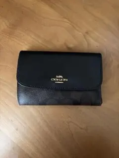 コーチ 2つ折り財布