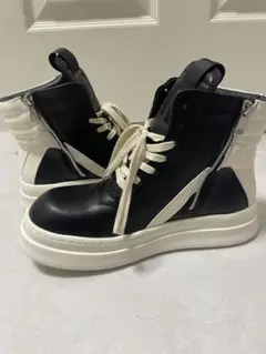 2026年最新】rick owens ジオバスの人気アイテム - メルカリ