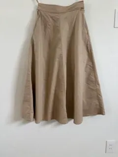 スカート　ベージュ
