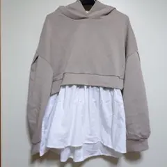 ベージュ フード付き パーカー　Mサイズ