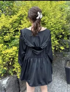 LILY BROWN UVカット　パーカーのサムネイル