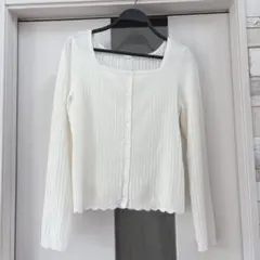 GU リブ編み スクエアネック セーター