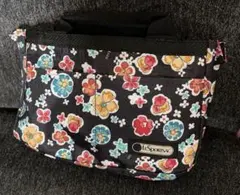 LeSportsac 花柄 バッグインバッグのサムネイル