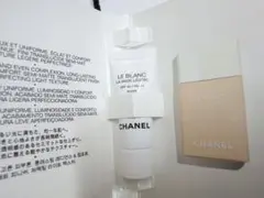 CHANEL シャネル　ココマドモアゼル　香水　サンプル　1.5ml