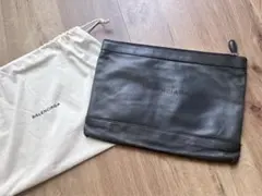 バレンシアガ　BALENCIAGA レザークラッチバッグ　グレー