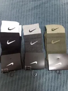 ナイキ　レイヤードソックス　3足セット　24 25 26