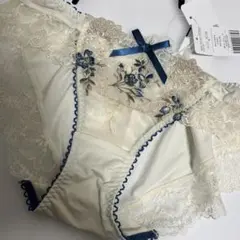 Item thumbnail for item 1188ec0f-9eed-48f4-825d-b0aac4f7d69b