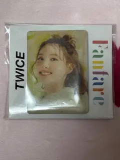 TWICE fanfare フォトピンバッチ【ナヨン】